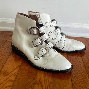 Gianni Bini Harlee ankle booties
